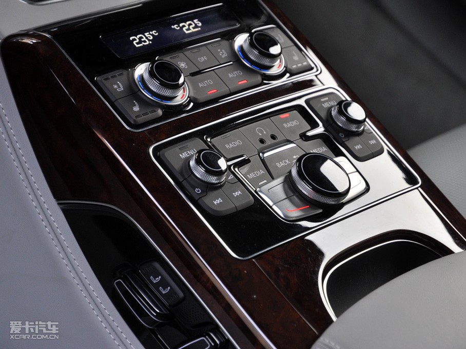 2011WA8 3.0TFSI F(245kW)