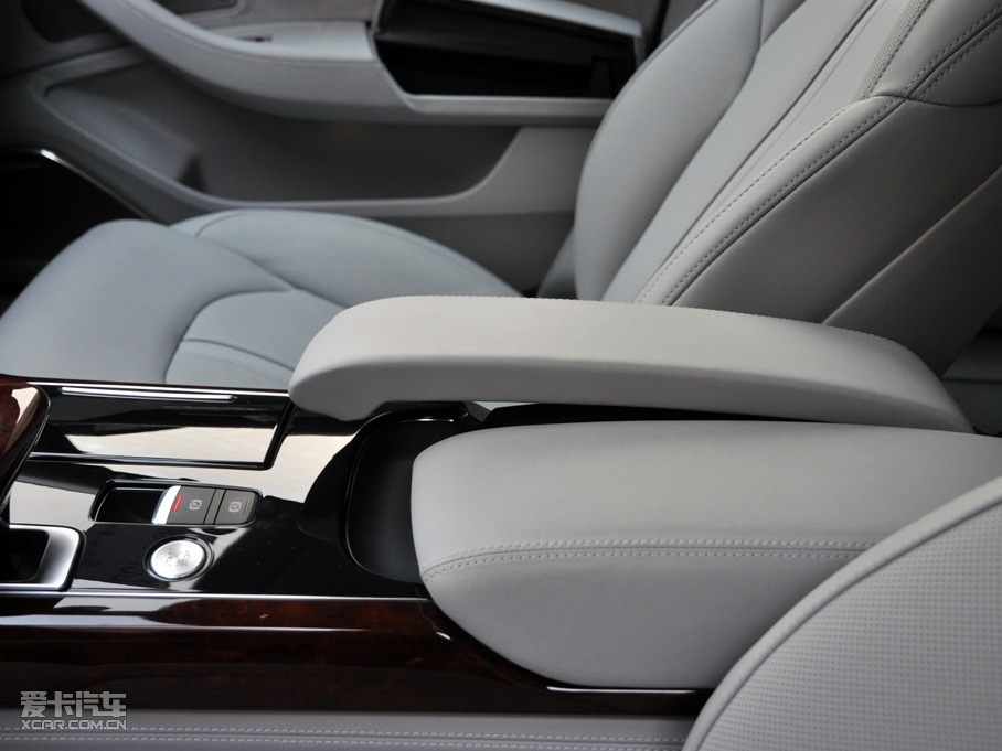 2011WA8 3.0TFSI F(245kW)