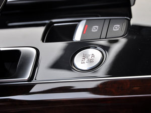 20113.0TFSI F(245kW) п؅^