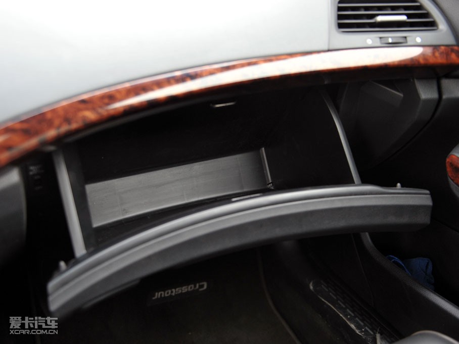 2011Ԋ(sh)D 3.5L Ԅ(dng)Ş