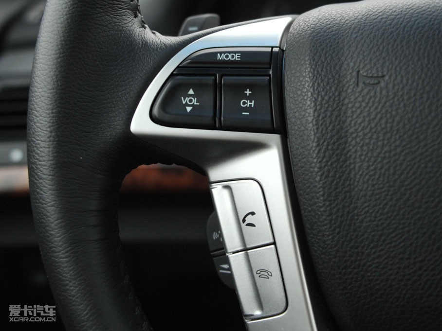 2011���Ԋ�D 3.5L �Ԅ���Ş��