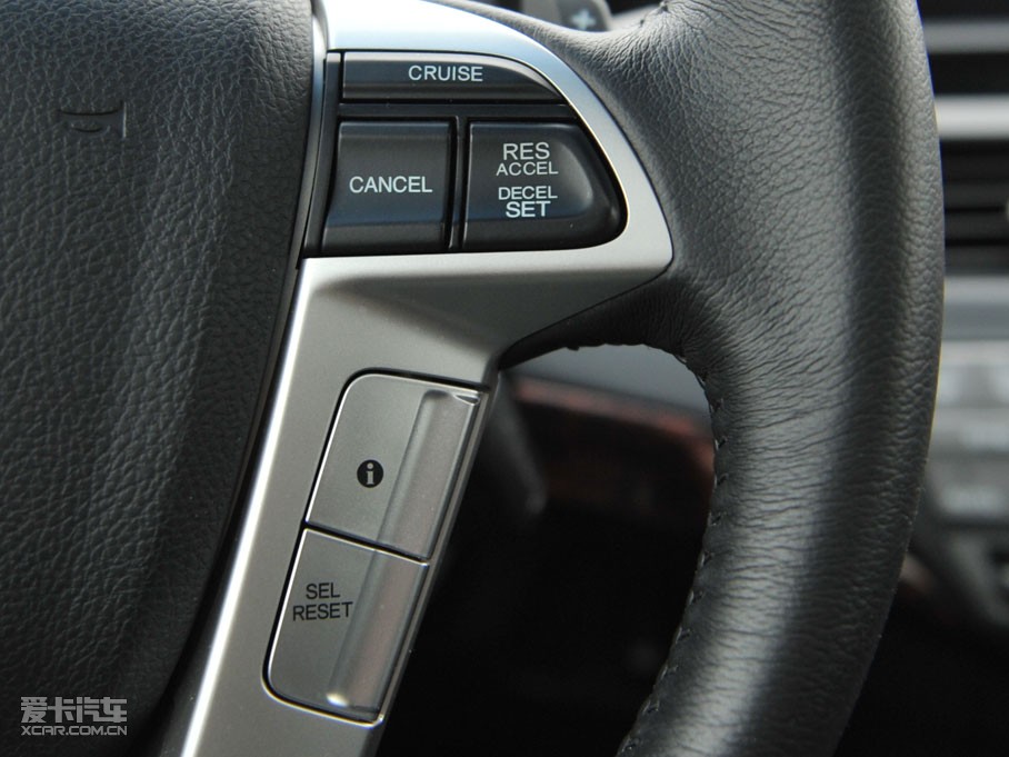 2011ԊD 3.5L Ԅ(dng)Ş