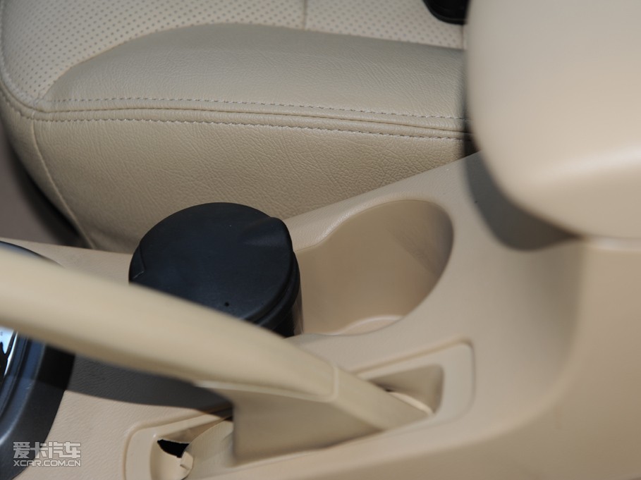 2011���� ��Ӣ�� 1.6DVVT �ք�(d��ng)���A��