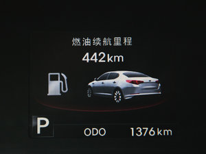 2011款2.4L TOP 自动 中控区