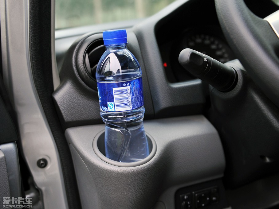 2011ծaNV200 1.6L 223 F