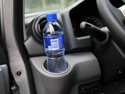 NV200；223座；1.6L