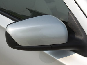 2011款1.5L 手动精英版 细节外观