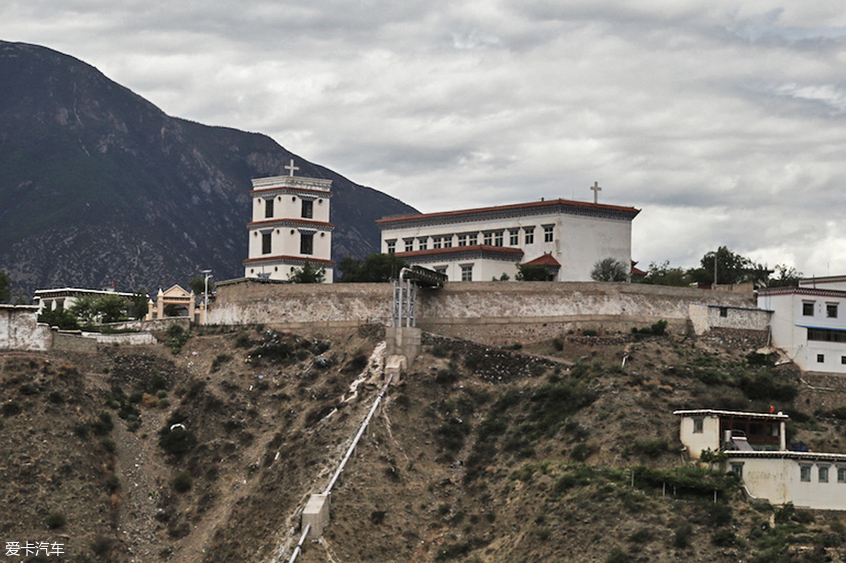 拨开迷雾的奇迹旅程 与路虎发现同见证(图8)