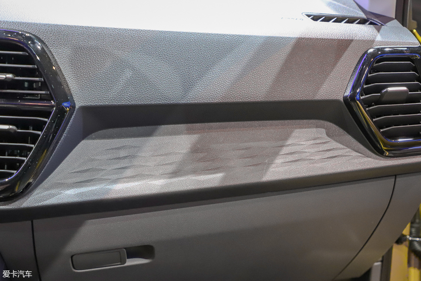 捷達竟然還有SUV 上海車展捷達VS5靜評