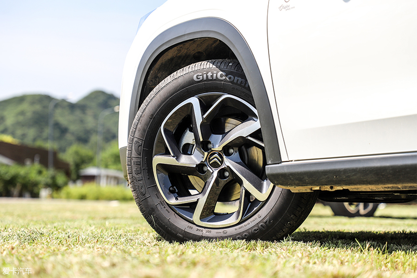 东风雪铁龙2019款C3-XR 东风雪铁龙2019款C3-XR