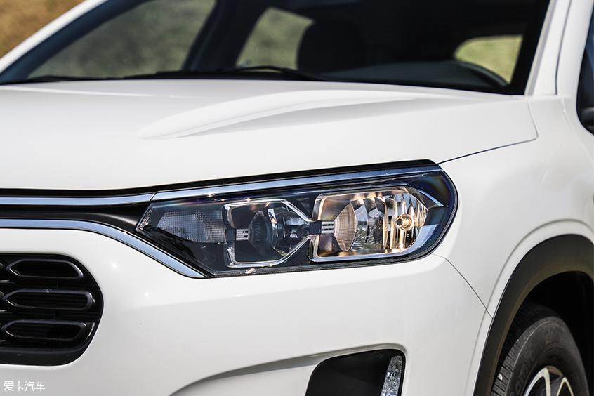 东风雪铁龙2019款C3-XR 东风雪铁龙2019款C3-XR