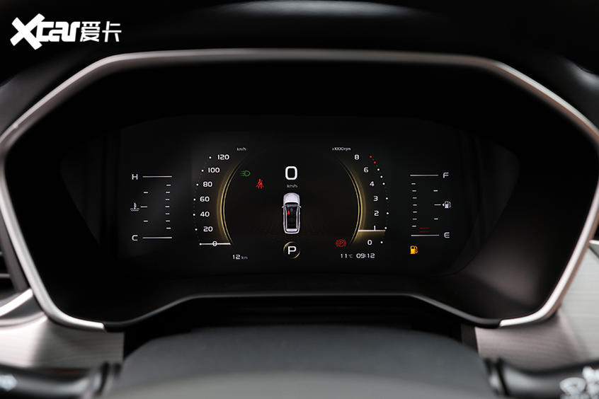 吉利遠景X6：內飾