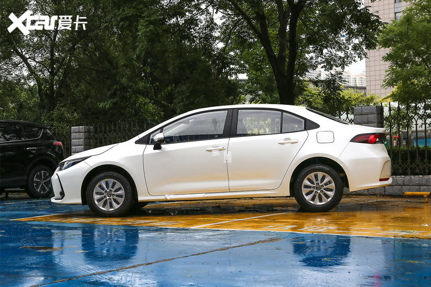 全新卡羅拉解讀低配車