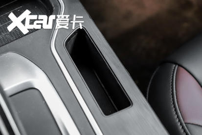 WEY VV5實拍：空間