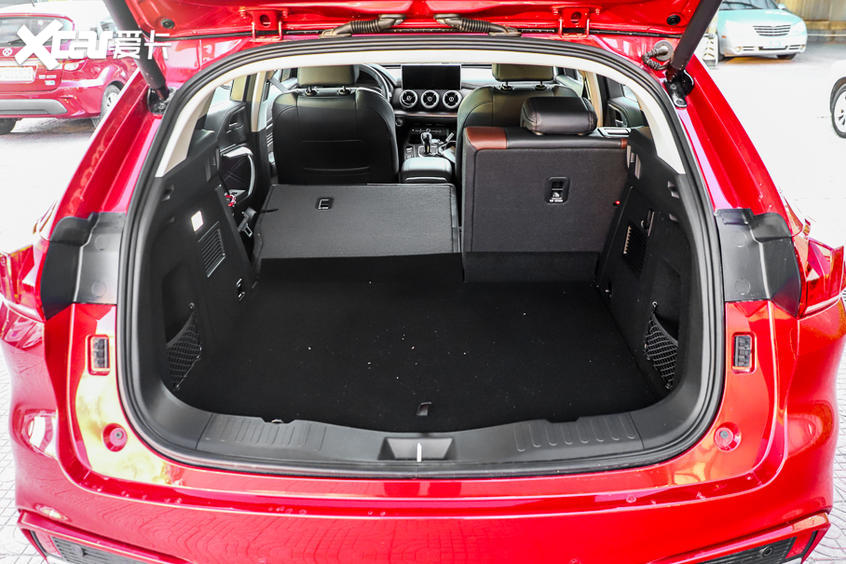 WEY VV5實拍：空間