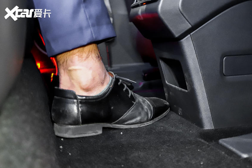 WEY VV5實拍：空間