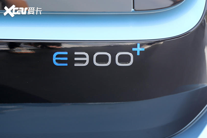 新宝骏2020款新宝骏E300