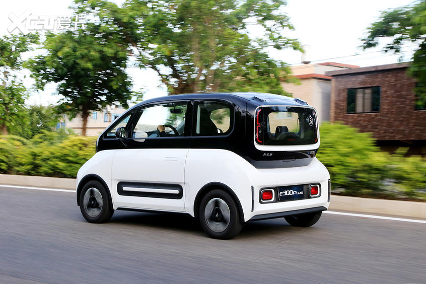 新宝骏2020款新宝骏E300