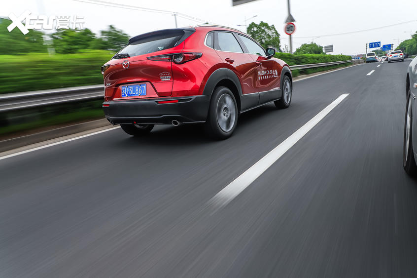 馬自達CX-30