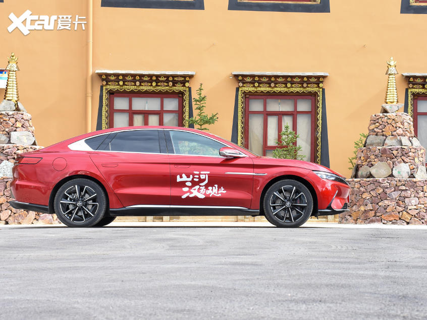 比亚迪汉EV四驱版