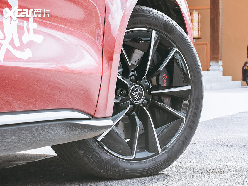 比亚迪汉EV四驱版