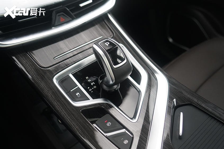 吉利汽车2021款嘉际