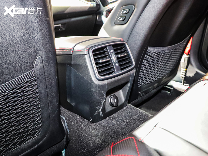 捷尼賽思；G70；成都車展；豪華；運動型；轎車