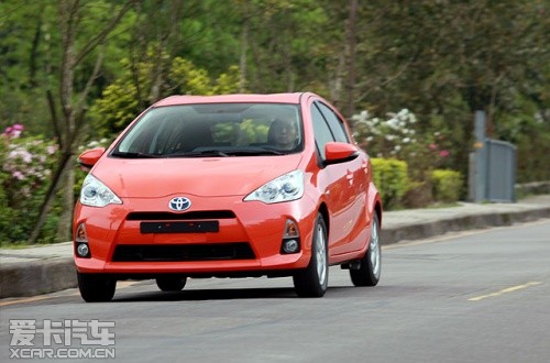 试驾丰田prius C