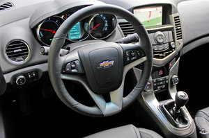 20121.8L Ԅ(dng) SX п؅^(q)