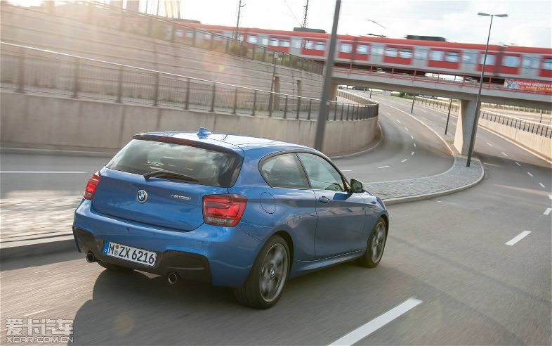 2011��R1ϵM 1-Series M Coupe