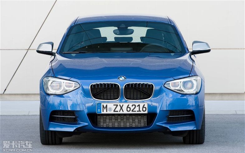 2011R1ϵM 1-Series M Coupe