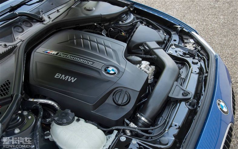 2011R1ϵM 1-Series M Coupe