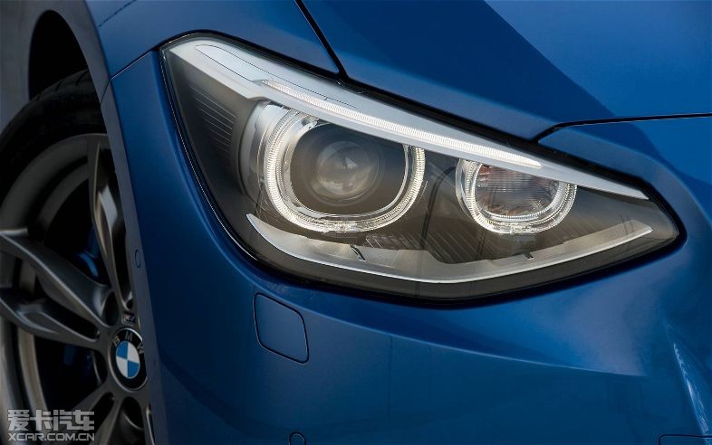 2011R1ϵM 1-Series M Coupe