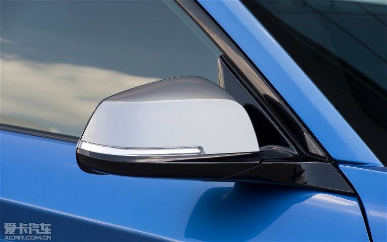 2011R1ϵM 1-Series M Coupe