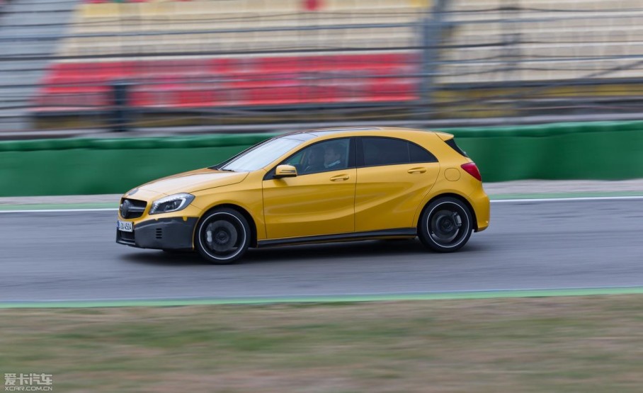 ¹͵-ǱݡڱA45 AMG̺ıAMGƷĪ˹(Tobias Moers)¶ŪЦݡڰҰڸʻλϣλAMGзŵĸô͵ģٵڻǲڵģҲܼʻ!ðɣܺ...