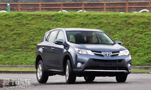 一汽丰田2012款RAV4