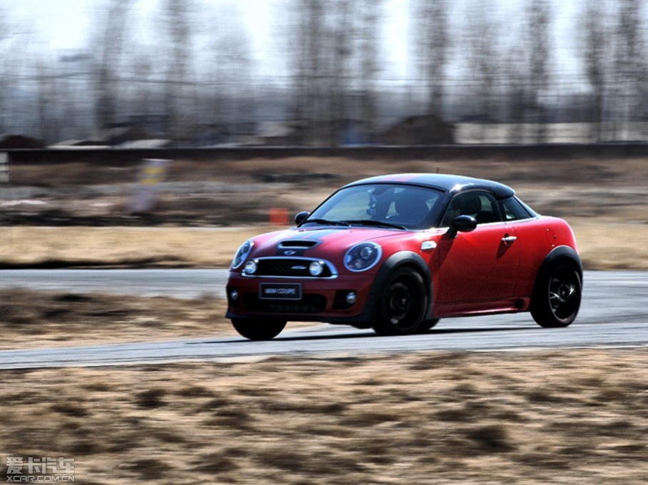 ǰԣMINIѾĳˣMINI COOPER SMINI JCWٵǰոµMINI COOPER S COUPEJCW׼棩Ȼӱ濴ֻǳ͵ı仯ڳṹԼۺܷŻҪԲܿǿǿ˵㡣ڲ...