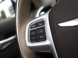试驾克莱斯勒全新300C