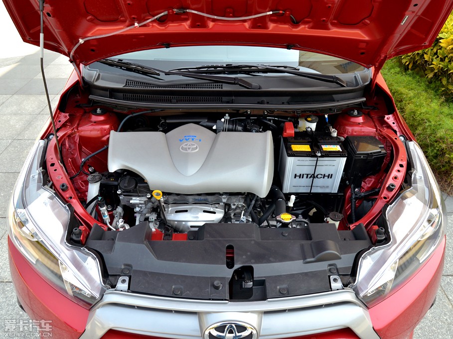 2014��YARiS L ���� 1.5GS �Ԅ��J�Ӱ�