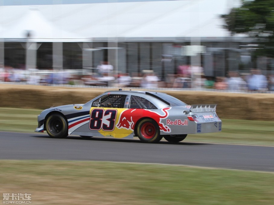 
ǸԵĻôһ˵ŵٶȽڣGoodwood Festival of SpeedֱӼΪFoSһһӢ˹ŵ¾еĳʢ1993״Ѿ𽥷չϹģ԰ᡣھɽHill Climb...