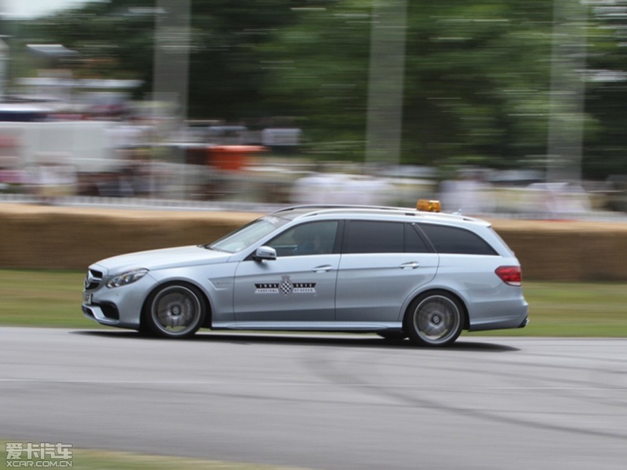 
ǸԵĻôһ˵ŵٶȽڣGoodwood Festival of SpeedֱӼΪFoSһһӢ˹ŵ¾еĳʢ1993״Ѿ𽥷չϹģ԰ᡣھɽHill Climb...