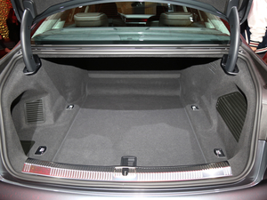 2019��W��A8 �Ϻ�܇չ