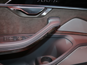 2019��W��A8 �Ϻ�܇չ