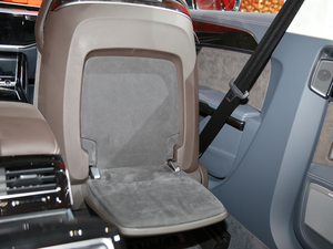 2019��W��A8 �Ϻ�܇չ