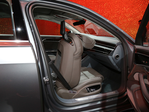 2019��W��A8 �Ϻ�܇չ