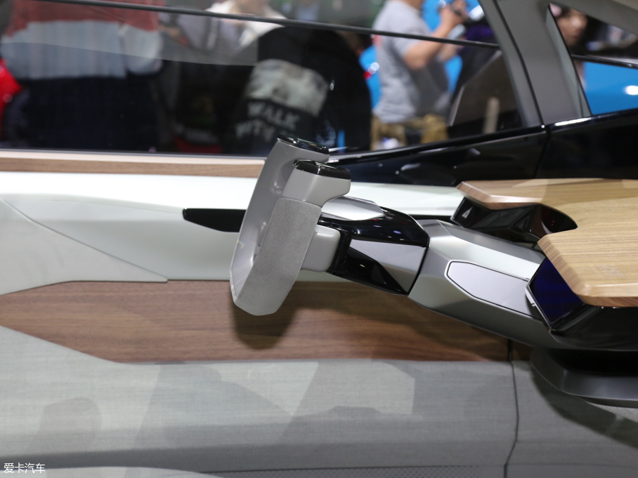 2019��W��AI:me 