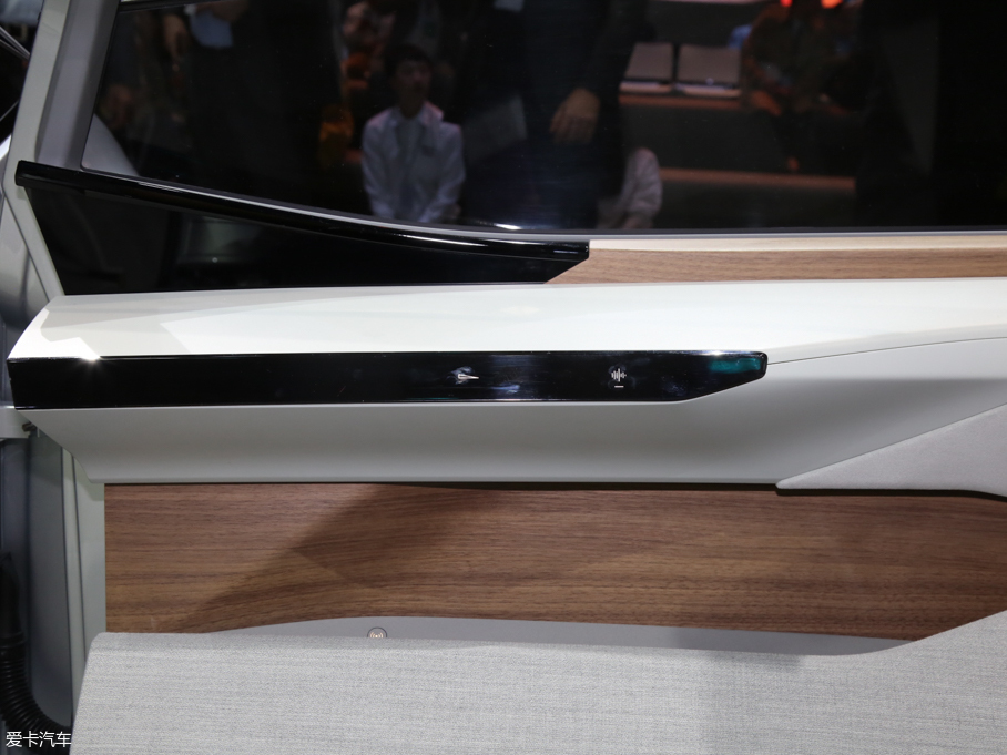 2019��W��AI:me 