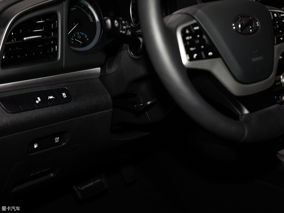 2019I(lng)(dng) PHEV 