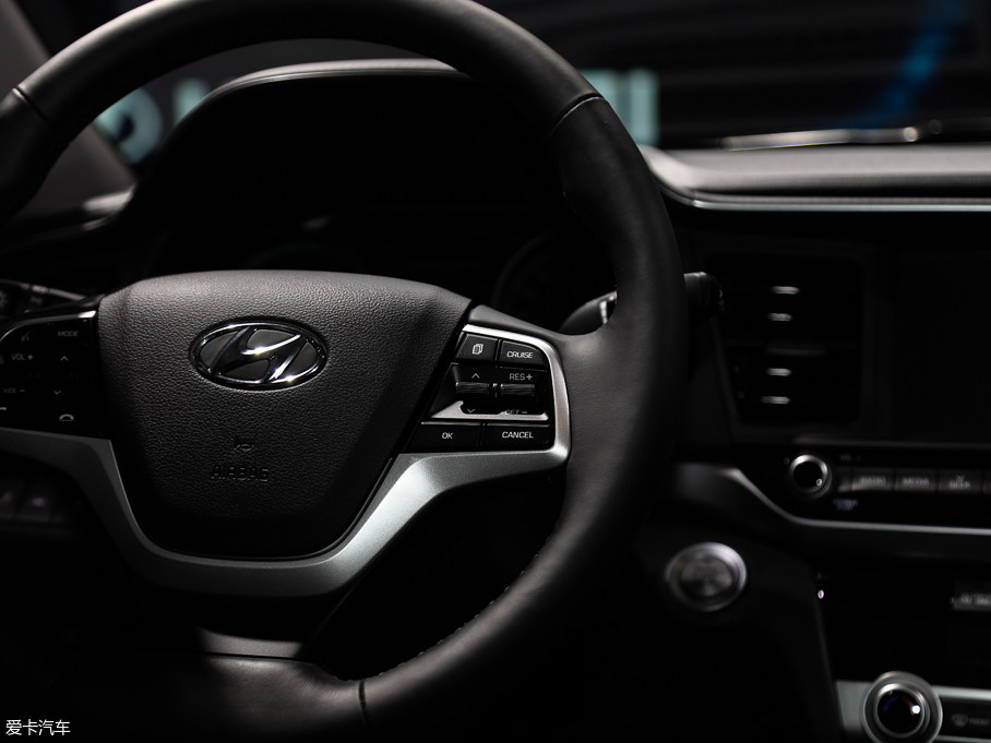 2019I(lng)(dng) PHEV 