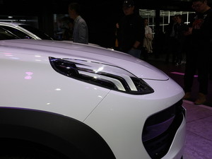 2019款领克02 PHEV 上海车展